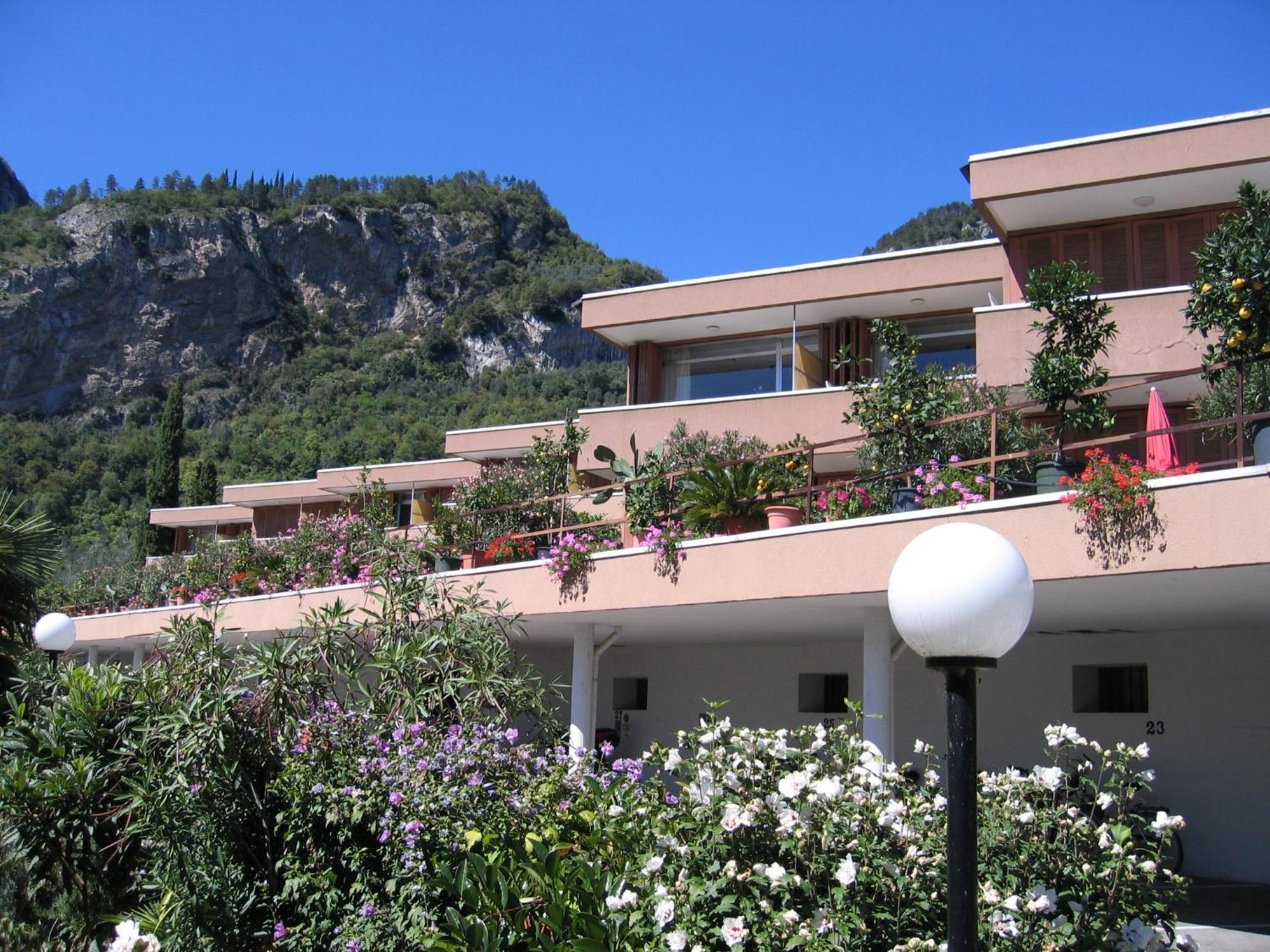 Residence Cascata Varone Рива-дель-Гарда Екстер'єр фото